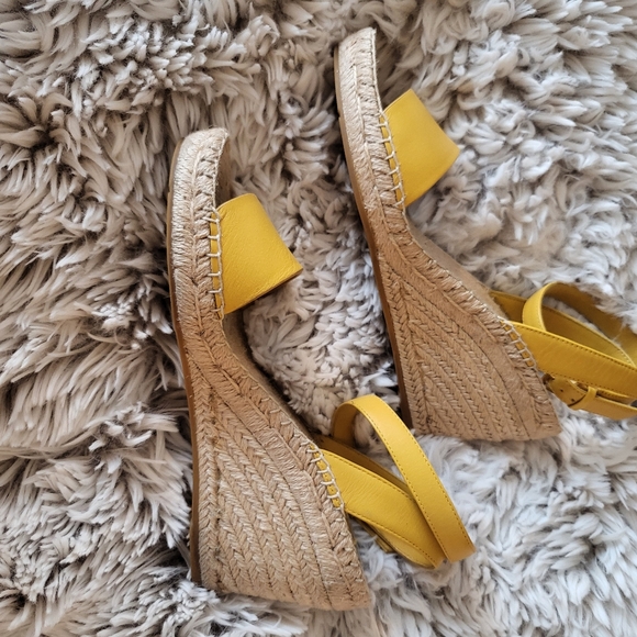 COPY - Tory Burch yellow espadrille wedge sandals - Picture 5 of 7